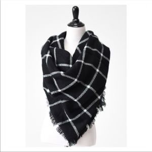 Black & White Plaid Blanket Scarf